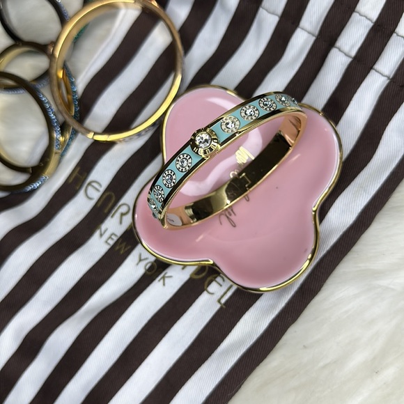 RESERVED HENRI BENDEL BRACELET BUNDLE - Picture 16 of 16